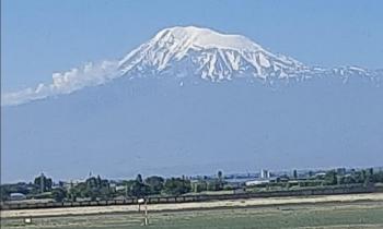 Monte Ararat, dove secondo la tradizione è sepolta l'Arca di Noè (Armenia)